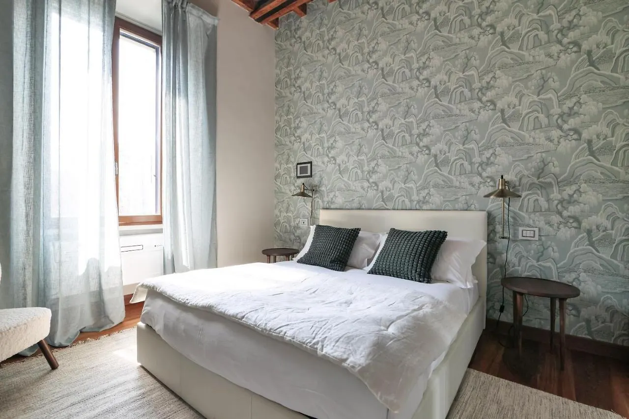 La Foppa Home - Large & Trendy Flat Moscova-Brera Milan